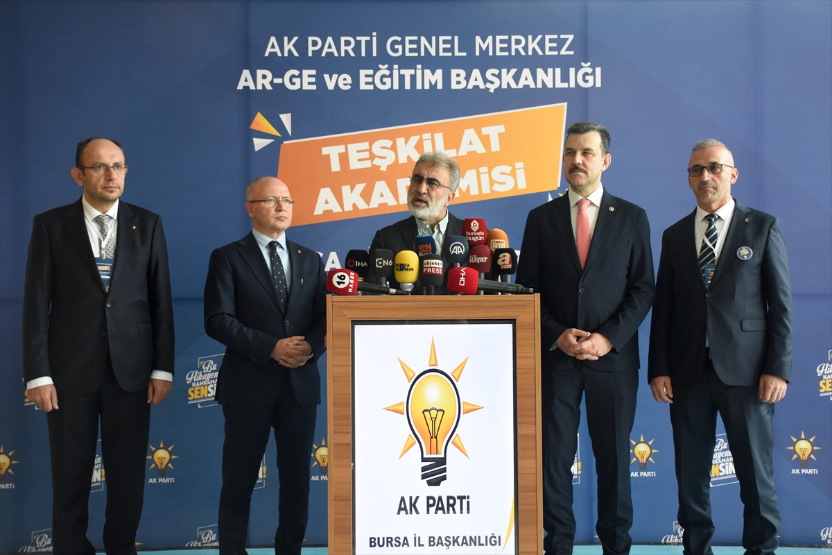 AK Parti Milletvekili Yıldız, Bursa'da “Teşkilat Akademisi” eğitimine katıldı: