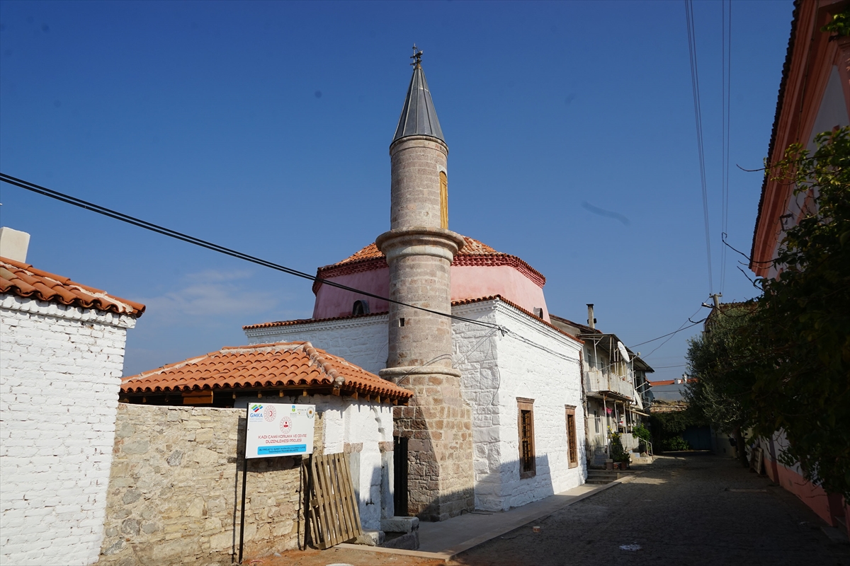 Ayvalık'taki 7 asırlık Osmanlı camisinin restorasyonunda sona yaklaşıldı
