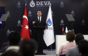 - "Türkiye'nin başarılı olduğu dönemde ekonomide alınan karar ve uygulamalara