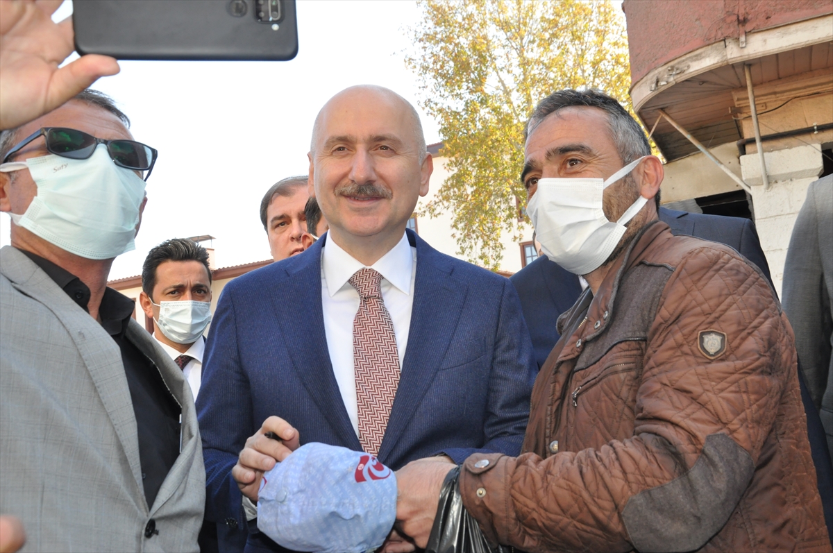 Bakan Karaismailoğlu, Konya'da köprülü kavşak ve yol açılışı töreninde konuştu: