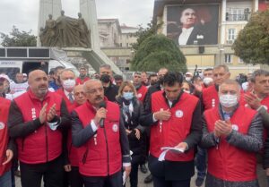 İSTANBUL (AA) – Bakırköy Belediyesi önünde çadır kurarak 24. günde