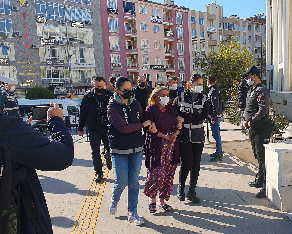 Balıkesir'de polis memurunun şehit edilmesine ilişkin yakalanan 12 zanlı adliyede