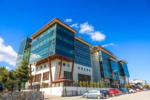 KARABÜK (AA) – İstanbul Ataşehir'de kılıçlı saldırıya uğrayarak hayatını kaybeden