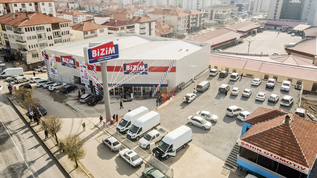 Bizim Toptan Yozgat Sorgun'da hizmet vermeye başladı