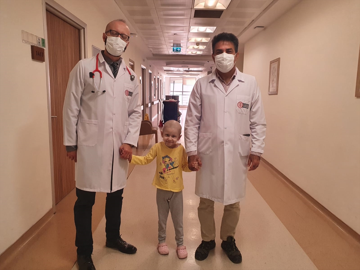 Böbrek kanseri 6 yaşındaki Saraybosnalı Ivana, Türkiye'de sağlığına kavuştu