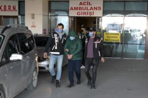 EDİRNE (AA) – Edirne'de Bulgaristan'a uyuşturucu götürürken yakalanan 2 şüpheli