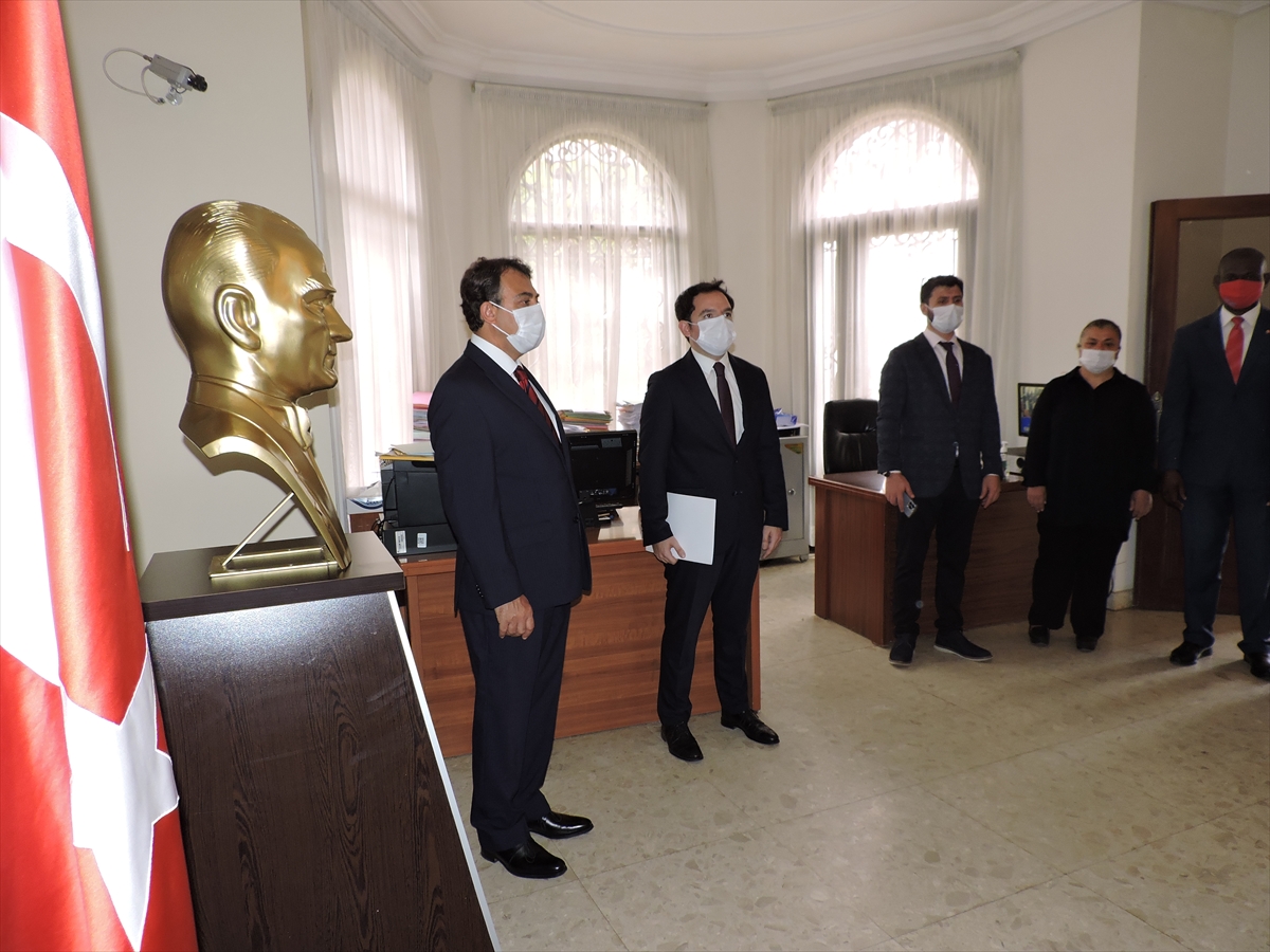 YAOUNDE (AA) – Türkiye Cumhuriyeti'nin kurucusu Gazi Mustafa Kemal Atatürk'ün