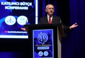 CHP Genel Başkanı Kemal Kılıçdaroğlu, ülkede toplanan vergilerin nereye harcandığını