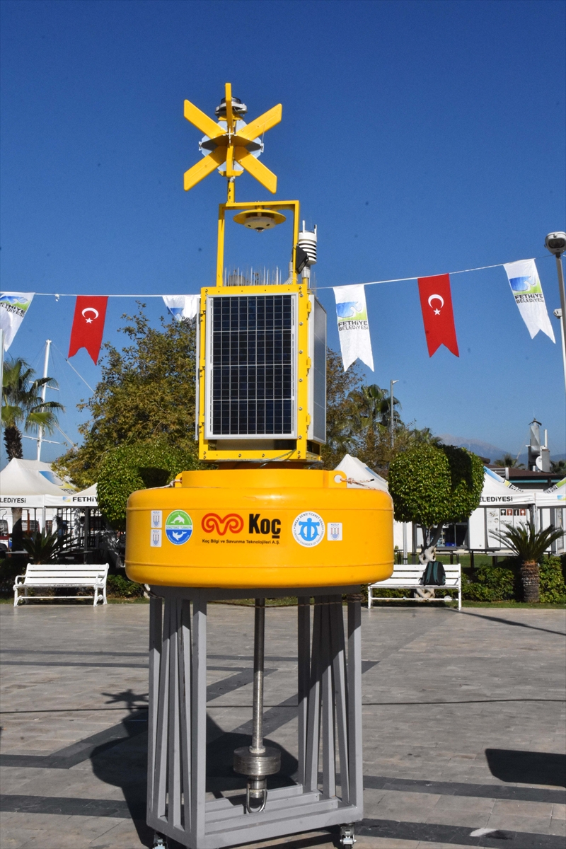 Deniz kirliliğini ölçen akıllı şamandıralı sistem Fethiye'de devreye alındı