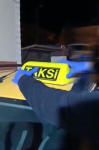 DENİZLİ (AA) – Denizli'de takside ele geçirilen uyuşturucuyla ilgili gözaltına