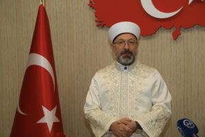 Diyanet İşleri Başkanı Prof. Dr. Ali Erbaş Bingöl Üniversitesi’nin akademik