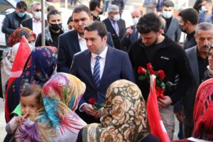 DİYARBAKIR (AA) – Diyarbakır annelerinin dağa kaçırılan çocukları için HDP