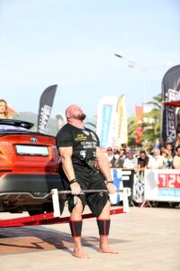 - "MLO Strongman Champions League" organizasyonunda Hollanda'dan Kelvin De Ruiter