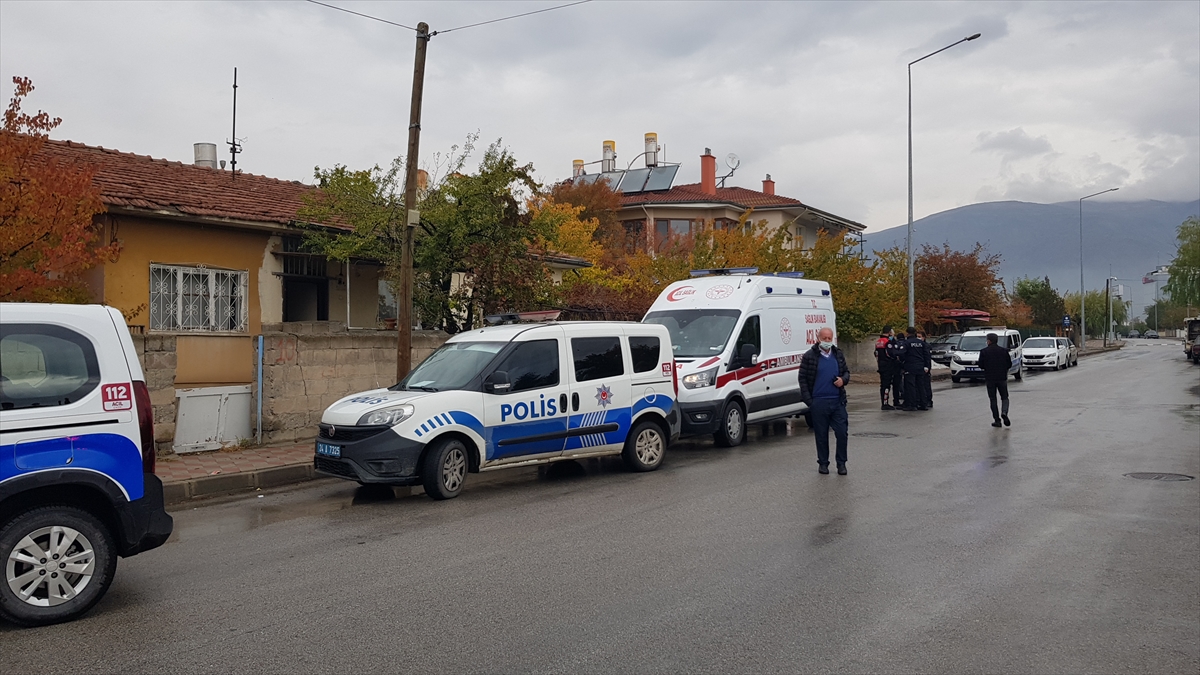 Erzincan'da yalnız yaşayan kişi evinde ölü bulundu