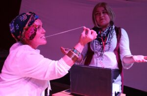 ANTALYA (AA) – Antalya'da ev hanımları tarafından kurulan "Kadının Gücü"