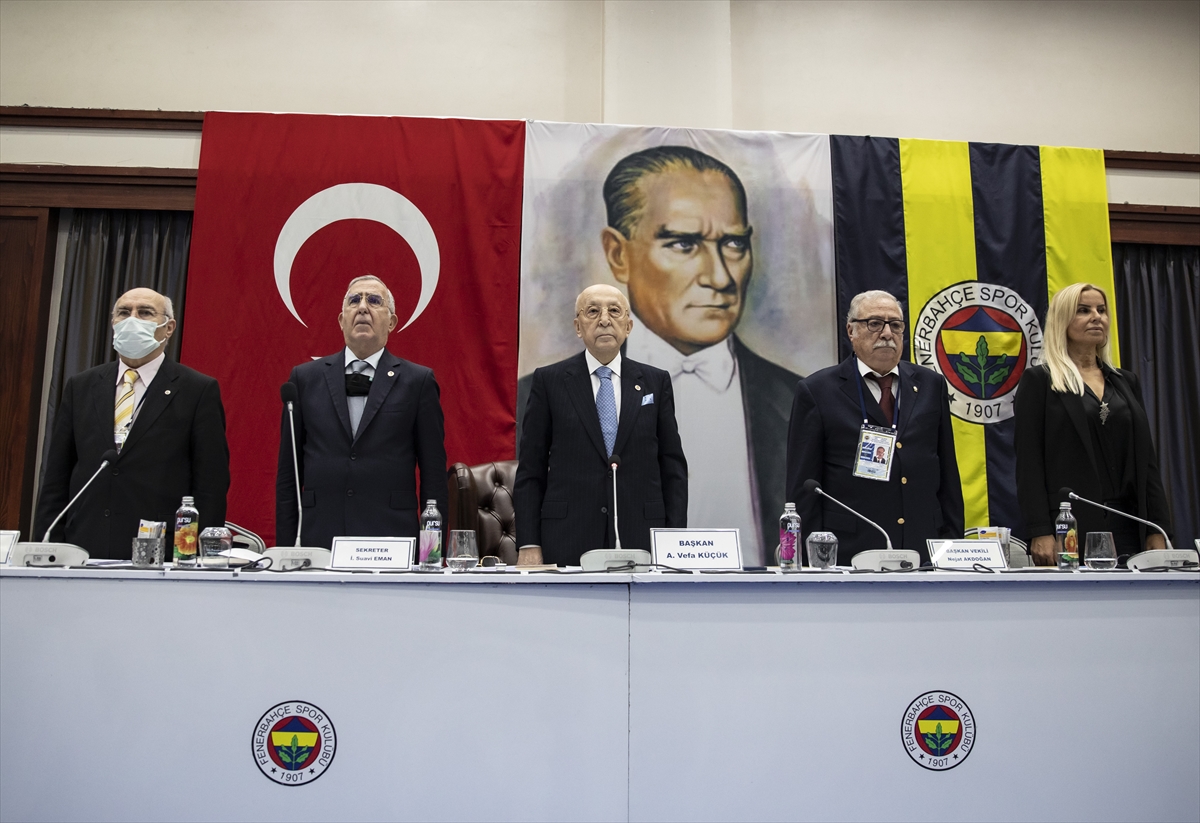 Fenerbahçe Kulübünde yüksek divan kurulu toplantısı başladı