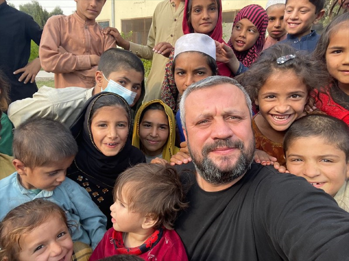 Fetih İnsani Yardım Vakfı, Afganistan'da 2 yetimhaneye gıda yardımı yaptı