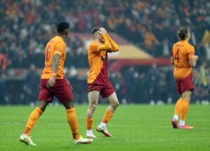 - Galatasaray: 1 - Fenerbahçe: 2