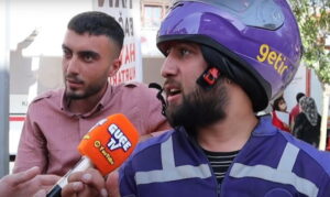 Sokak röportajında çalışma koşullarına isyan ederek “Şurada bir araba çarpsın