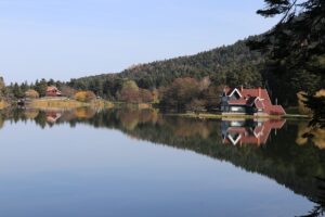Bolu’nun doğal güzellikleriyle ünlü Gölcük Tabiat Parkı, ilk ve ortaöğretim