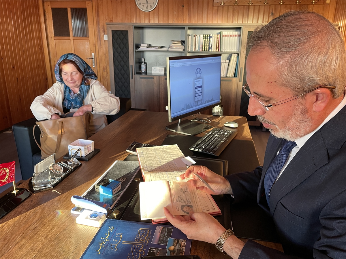 Hazreti Muhammed'in hayatından etkilenen 80 yaşındaki Bulgar kadın Müslüman oldu