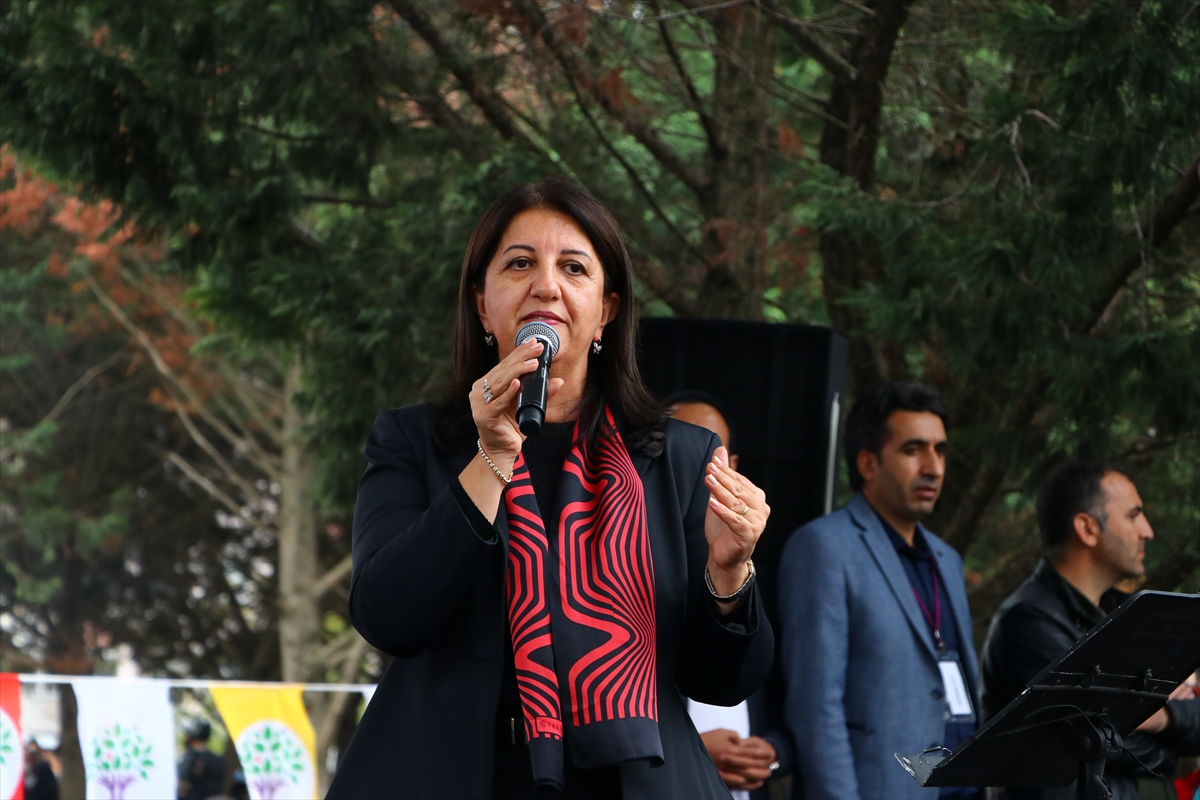 HDP Eş Genel Başkanı Buldan, partisinin Tekirdağ mitinginde konuştu: