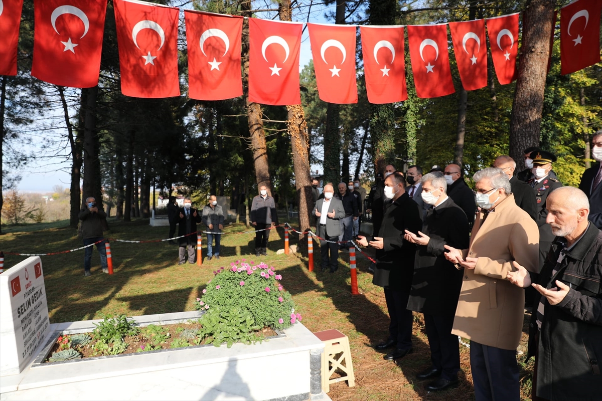 İçişleri Bakan Yardımcısı İnce'den şehit Gedik'in ailesine ziyaret