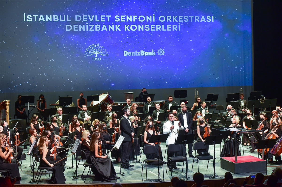 İDSO, AKM'de 13 yıl aranın ardından konser verdi