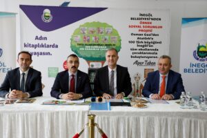 BURSA (AA) – Bursa'nın İnegöl ilçesinde 20 bin 704 öğrenci