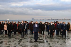 İZMİR (AA) – 24 Kasım Öğretmenler Günü kapsamında İzmir ve