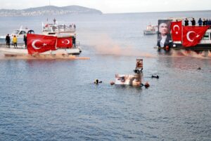 - Türkiye Cumhuriyeti'nin kurucusu Büyük Önder Mustafa Kemal Atatürk'ün ebediyete