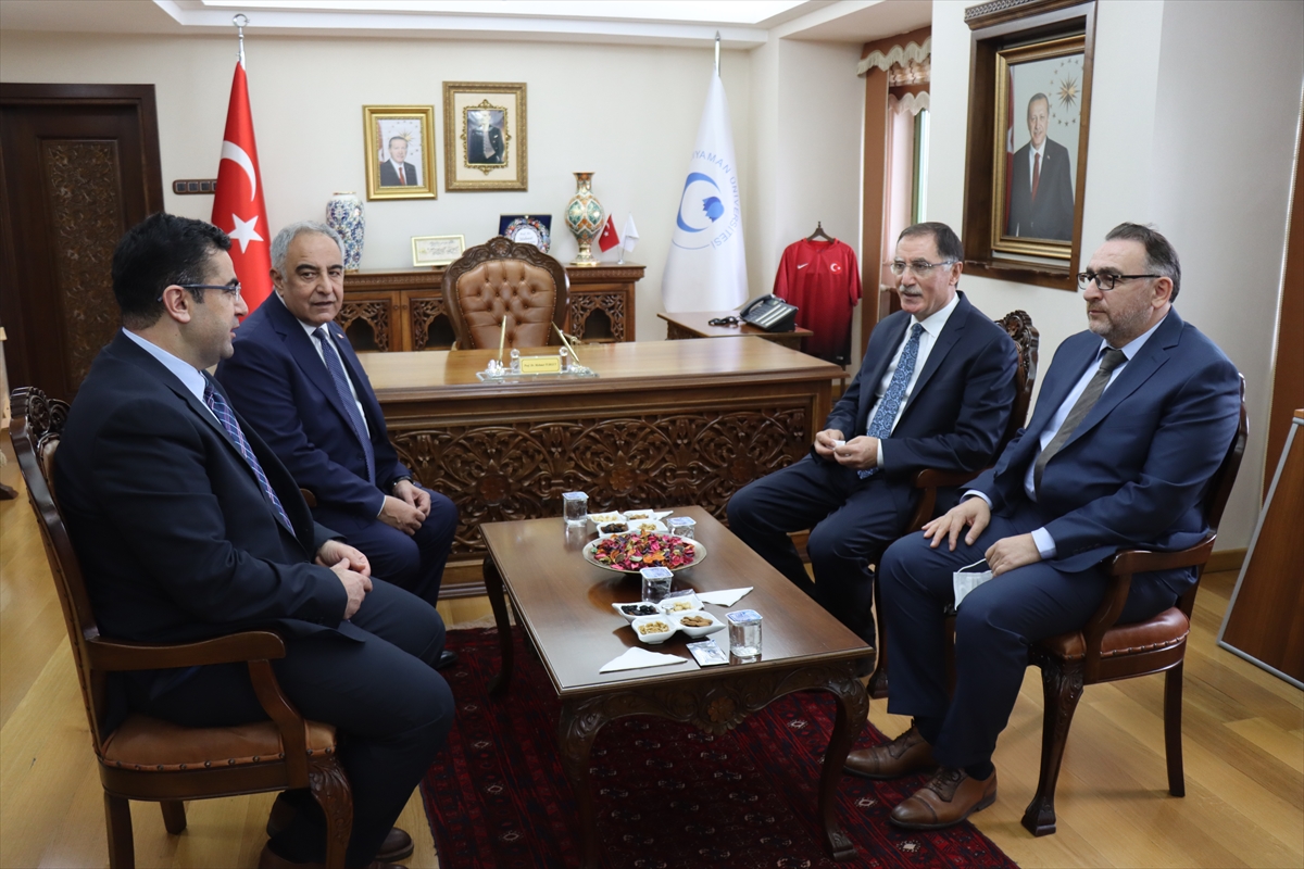 Kamu Başdenetçisi Malkoç Adıyaman'da temaslarda bulundu, konferansa katıldı: