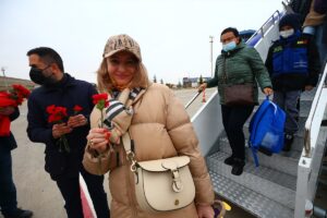 NEVŞEHİR (AA) – Moldova'dan 180 turist, direkt uçuşla Nevşehir'e geldi.