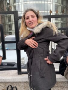 İSTANBUL (AA) – Esenyurt'ta karısını bıçaklayarak öldürmeye teşebbüs ettiği gerekçesiyle