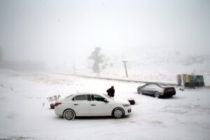 BOLU (AA) – Türkiye'nin önemli kış turizm merkezlerinden Kartalkaya Kayak