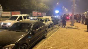 KAYSERİ (AA) – Kayseri'nin merkez Kocasinan ilçesinde 5 aracın karıştığı