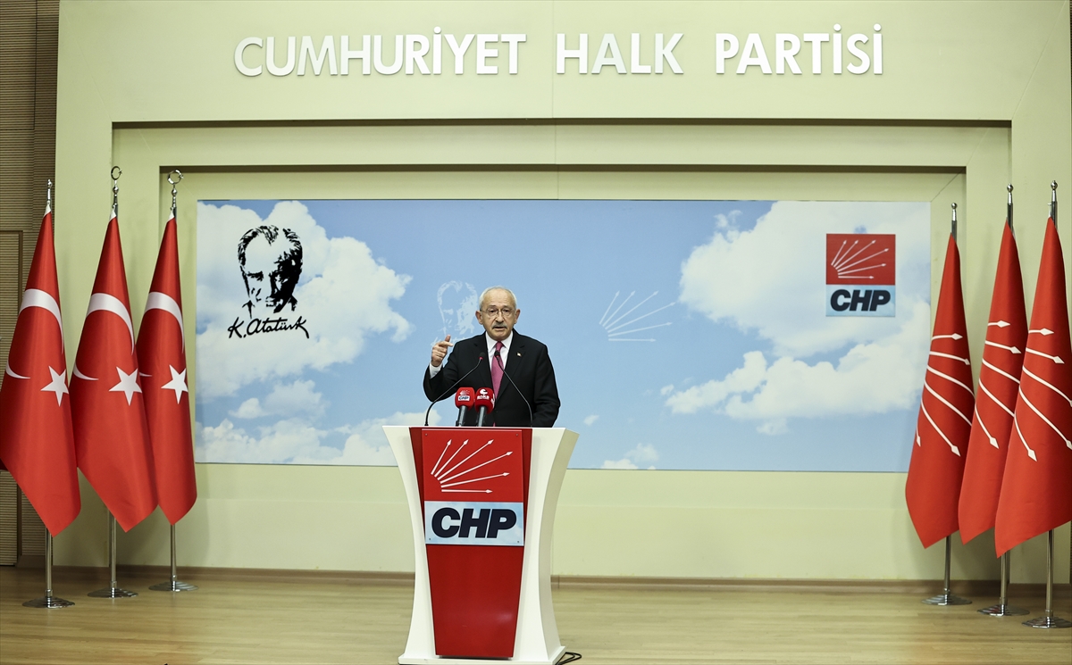 Kılıçdaroğlu, partisinin olağanüstü MYK toplantısı sonrasında açıklamalarda bulundu: