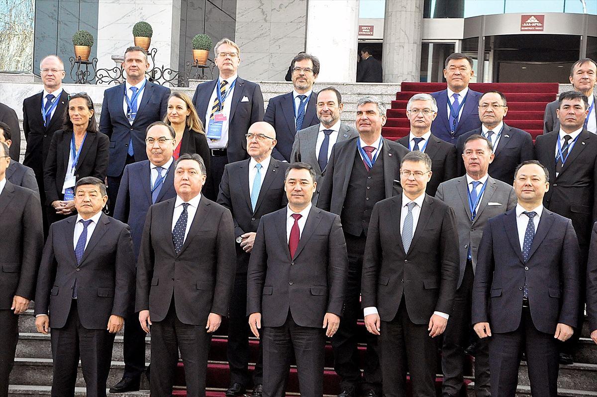 Kırgızistan, AB-Orta Asya 1. Uluslararası Ekonomik Forumu'na ev sahipliği yaptı