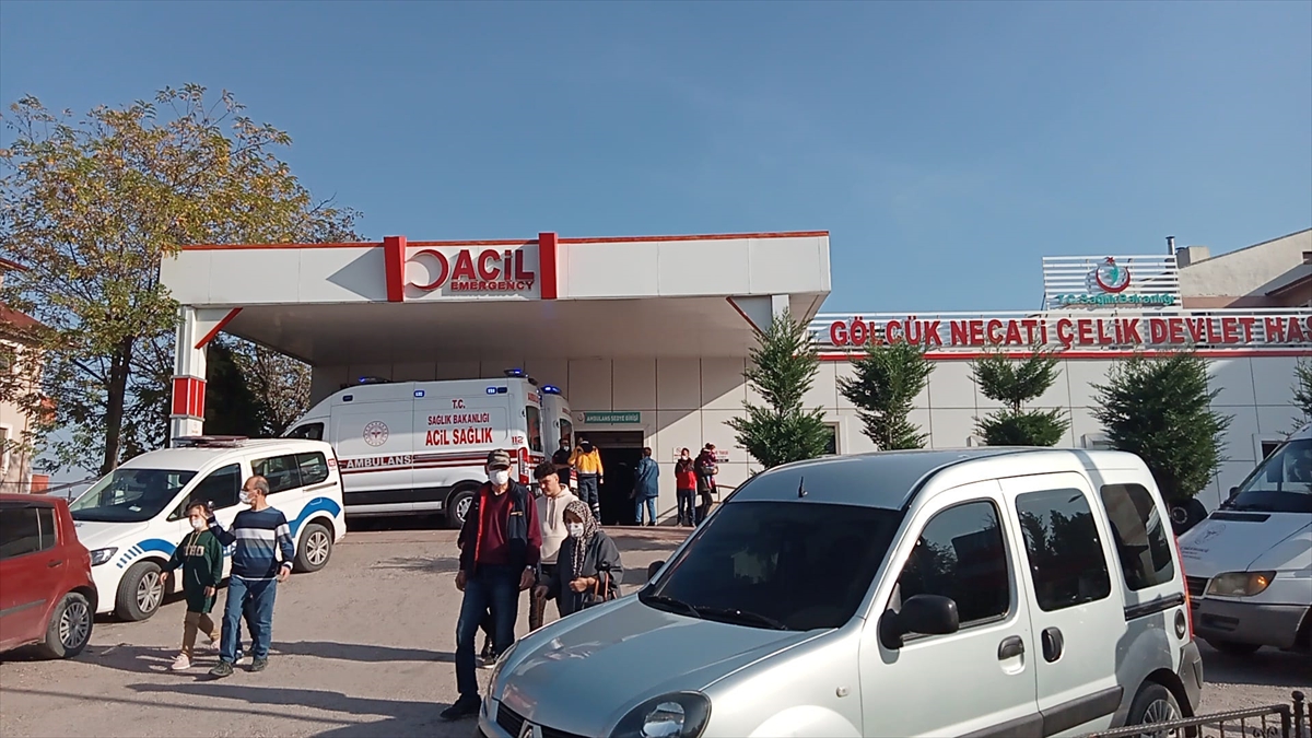 Kocaeli'de kavga ettiği hasta tarafından bıçaklanan teknisyen yaralandı