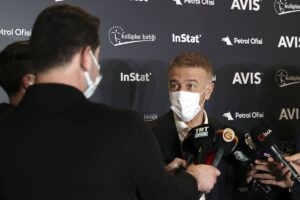 İSTANBUL (AA) – Kulüpler Birliği Vakfı Başkanı Ahmet Ağaoğlu, yeni