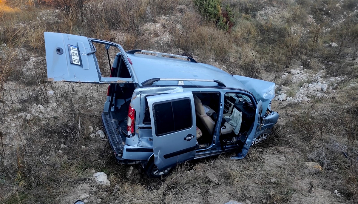 Kütahya'daki trafik kazasında bir kişi öldü, bir kişi yaralandı