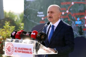 İSTANBUL (AA) – Ulaştırma ve Altyapı Bakanı Adil Karaismailoğlu, Kuzey