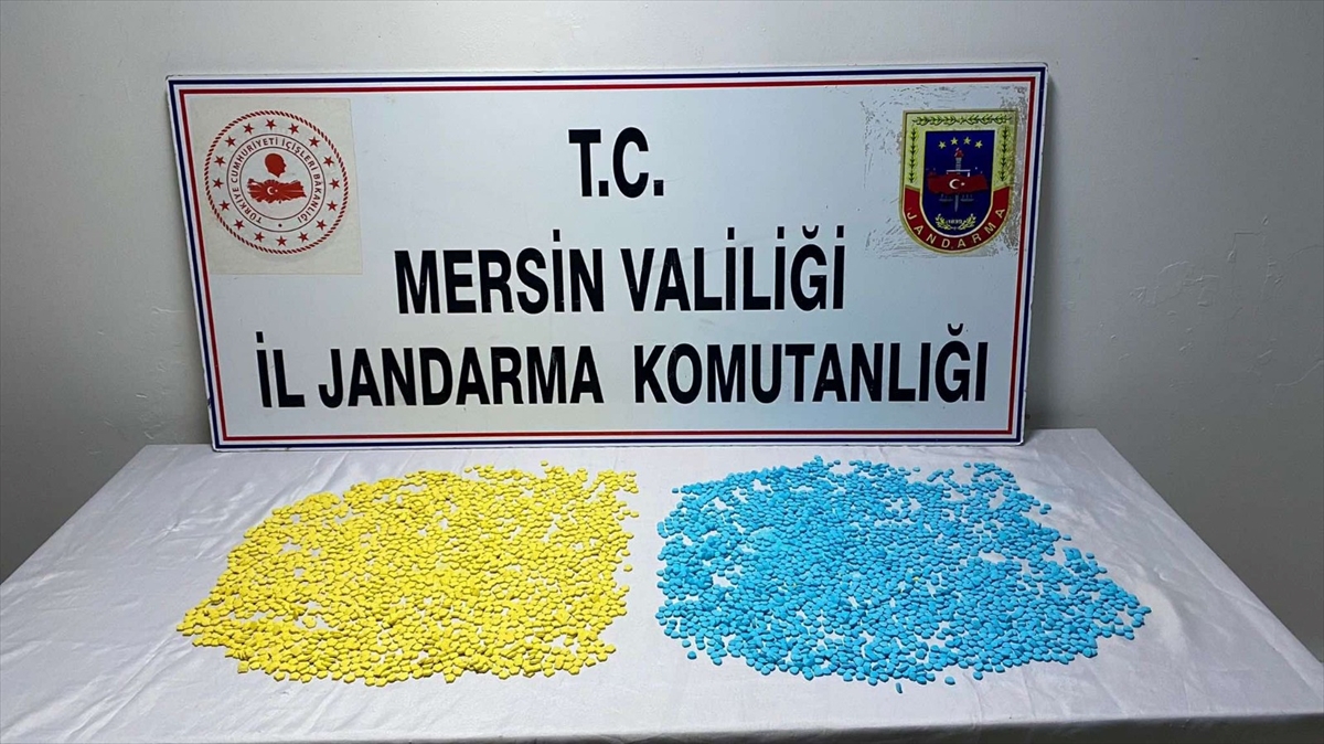 Mersin'de uyuşturucu ticareti yaptıkları iddiasıyla 2 zanlı tutuklandı