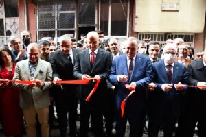 HAKKARİ (AA) – MHP Grup Başkanvekili Erkan Akçay, Hakkari Yüksekova'da