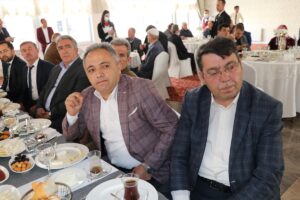 - "Siyasi gündem içinde son zamanlarda yalancılık, istismarcılık ve iftira