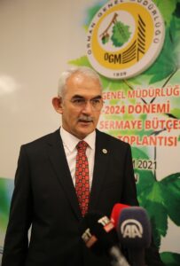 MARDİN (AA) – Orman Genel Müdürü Bekir Karacabey, orman yangınlarıyla