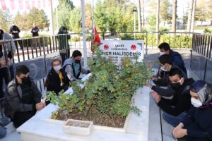 NİĞDE (AA) – Kayseri İstiklal Özel Eğitim Meslek Okulu öğrencileri,