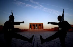 Türkiye Cumhuriyeti’nin kurucusu Ulu Önder Mustafa Kemal Atatürk, ebediyete intikalinin