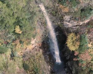 RİZE (AA) – Rize'nin Hemşin ilçesinde bulunan Gindeş Şelalesi Tarım