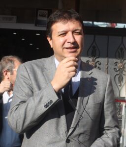 - "Toplum olarak, ülke olarak zor bir dönemden geçiyoruz, hiç